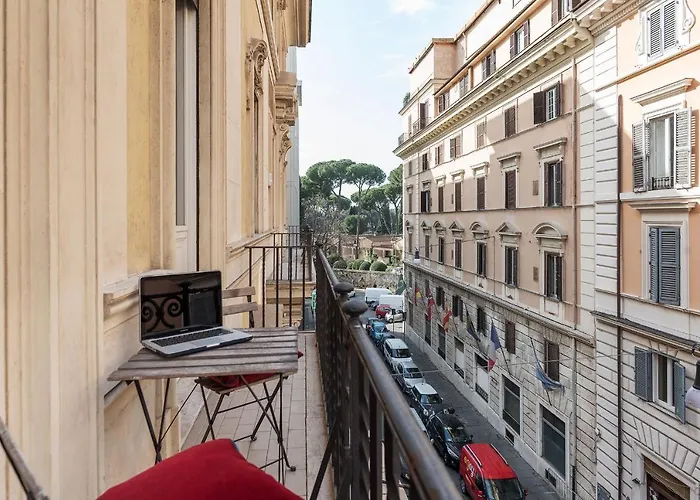 900 Lazio, Emilia & La Corte Daire